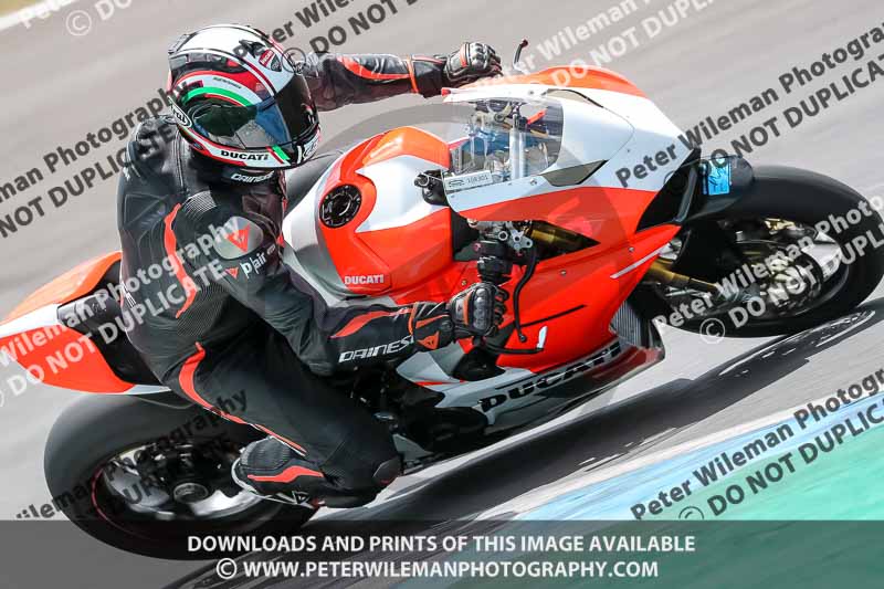 estoril;event digital images;motorbikes;no limits;peter wileman photography;portugal;trackday;trackday digital images